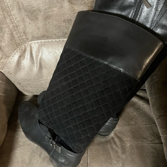 Women’s boots - Picture 4 of 5